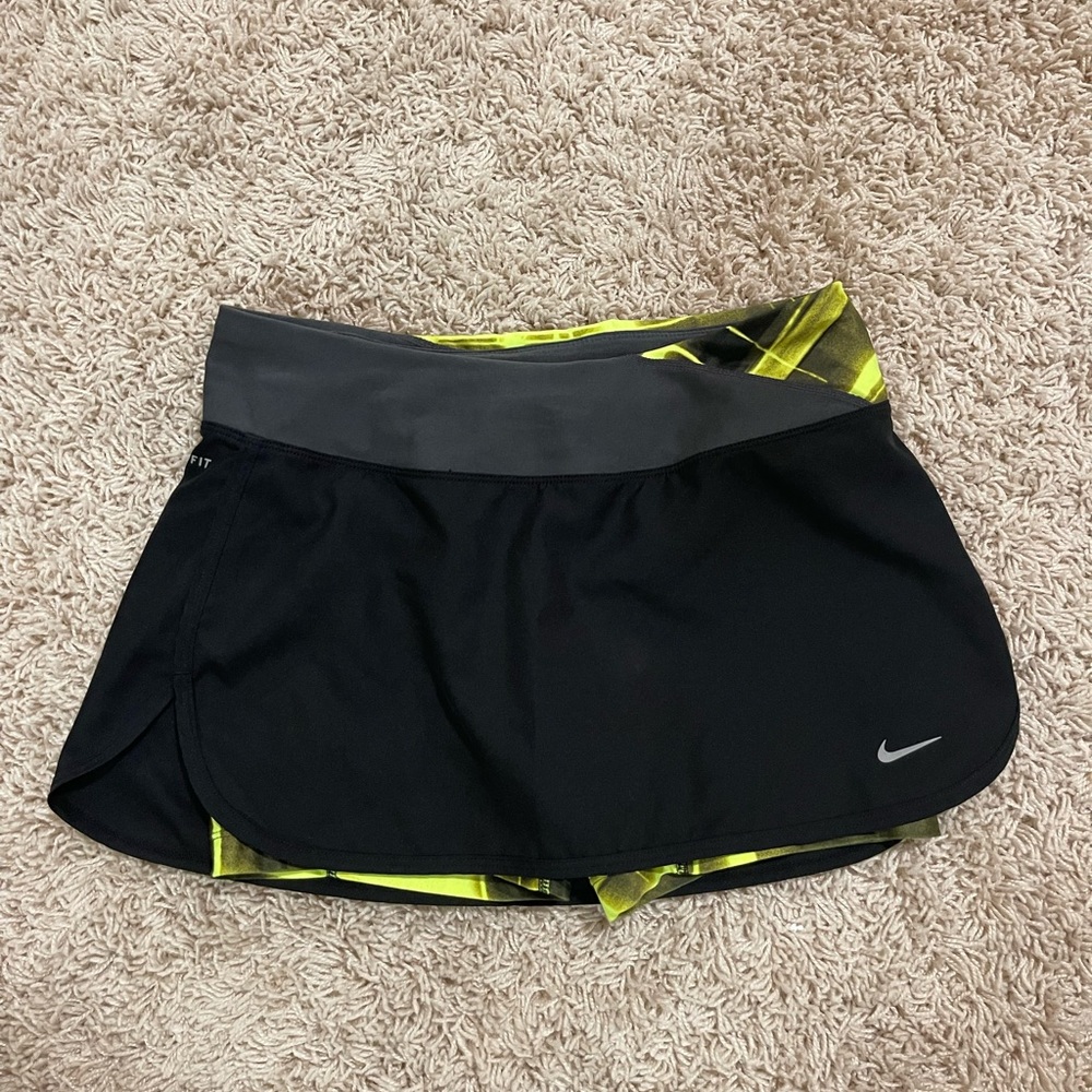 Nike dri-fit extra small running skirt